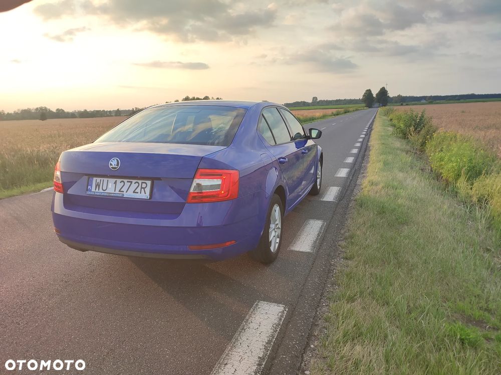 Skoda Octavia 1.6 TDI Ambition - 6