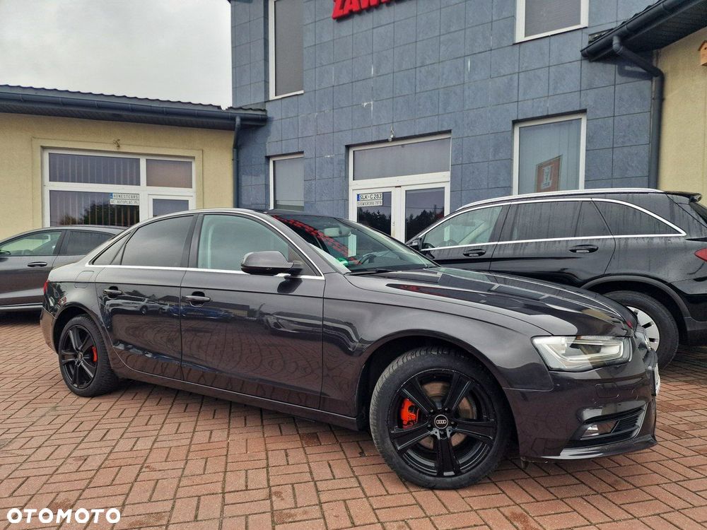 Audi A4 Limousine 1.8 TFSI Ambiente - 12