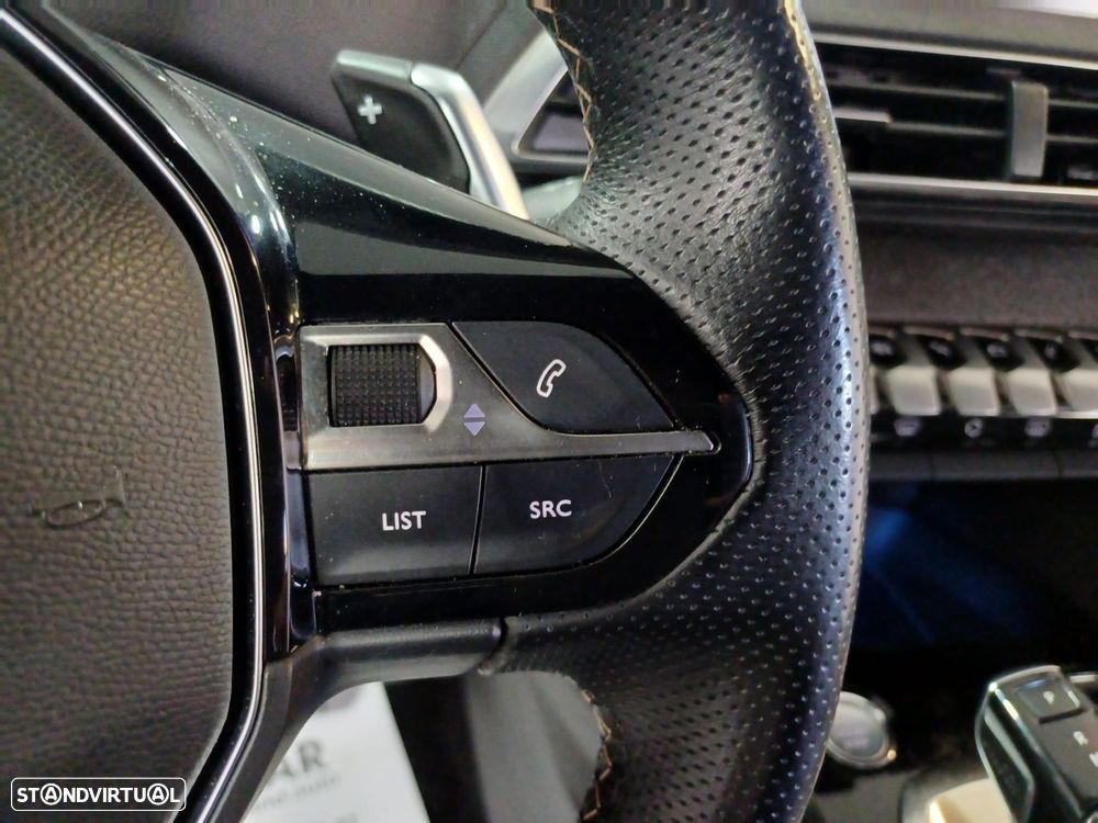 Peugeot 3008 1.6 Hybrid4 GT e-EAT8 - 17
