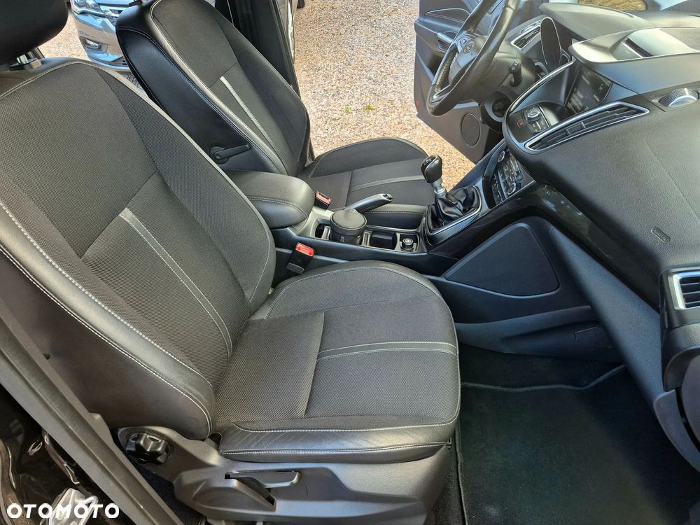 Ford C-MAX - 16