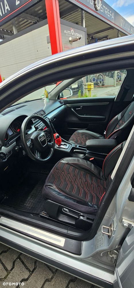 Audi A4 Limousine - 6