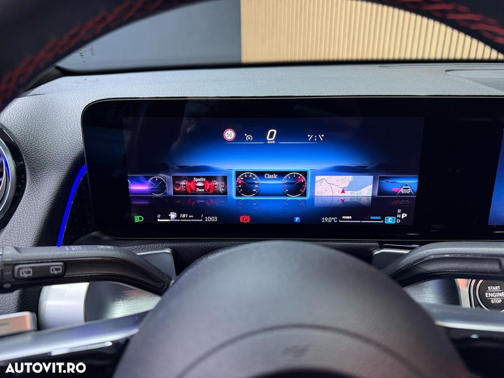 Mercedes-Benz GLB - 34