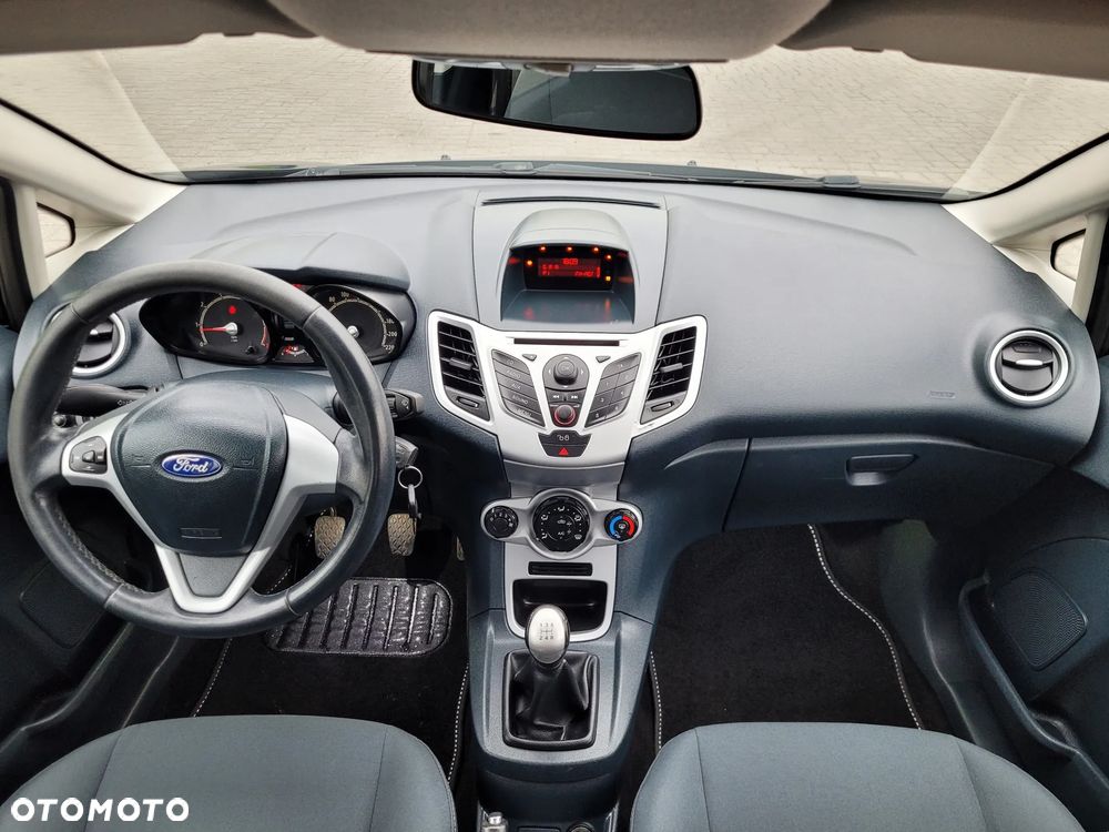 Ford Fiesta 1.25 Trend EU5 - 17