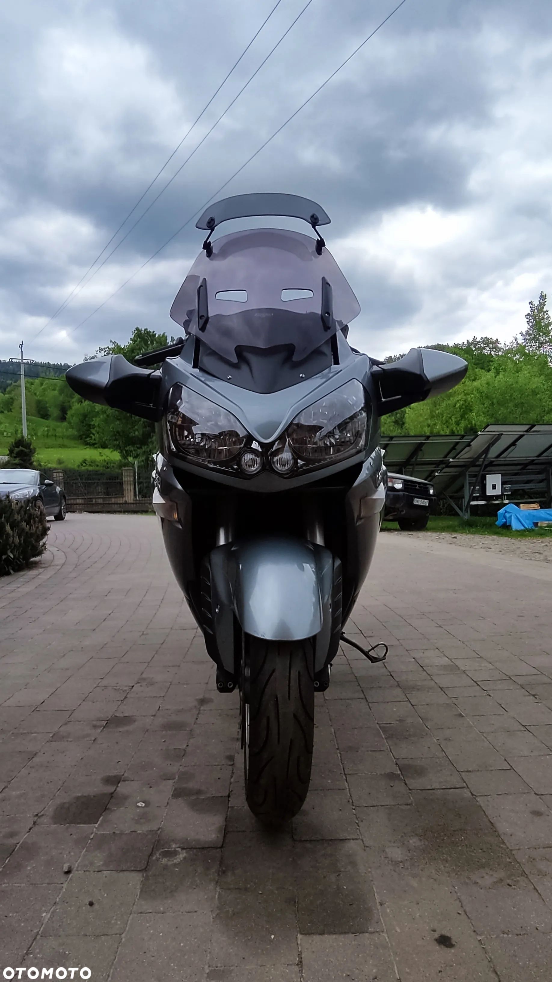 Kawasaki GTR - 1