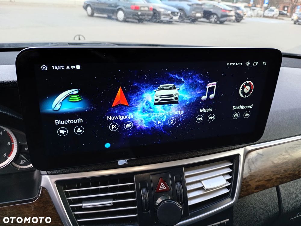 Mercedes-Benz Klasa E 220 CDI DPF BlueEFFICIENCY Automatik - 9