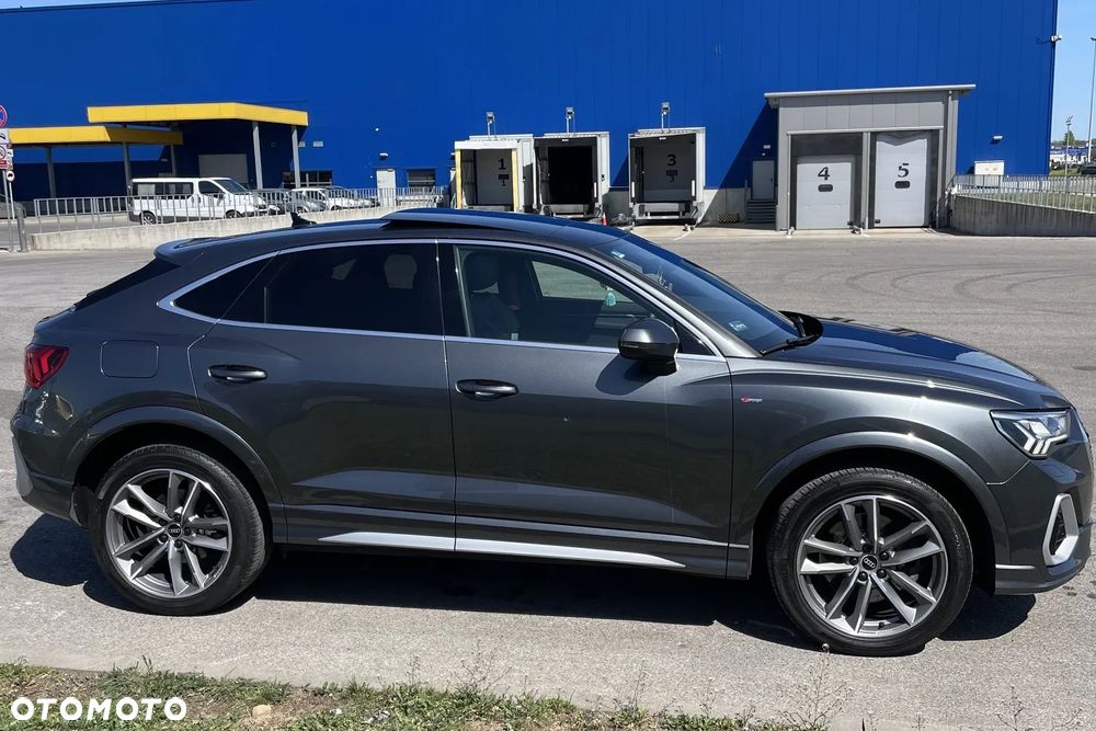 Audi Q3 - 4