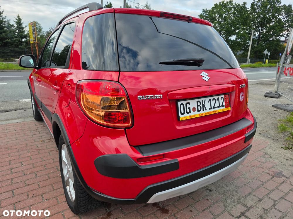 Suzuki SX4 1.6 Comfort Plus - 6
