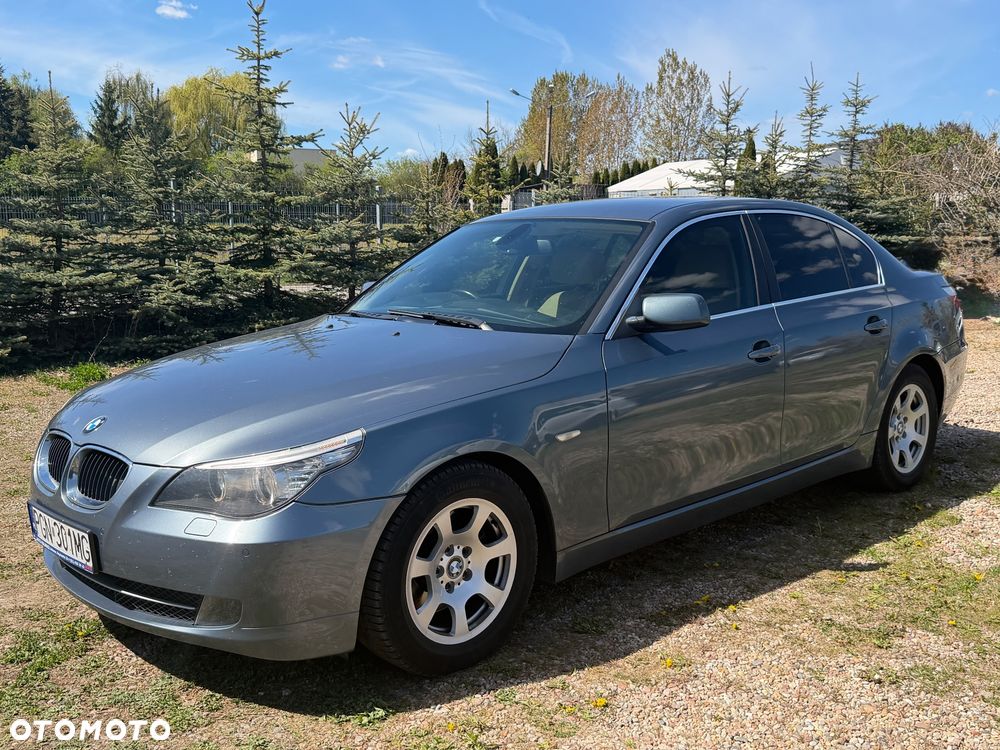 BMW Seria 5 520d Edition Exclusive - 1