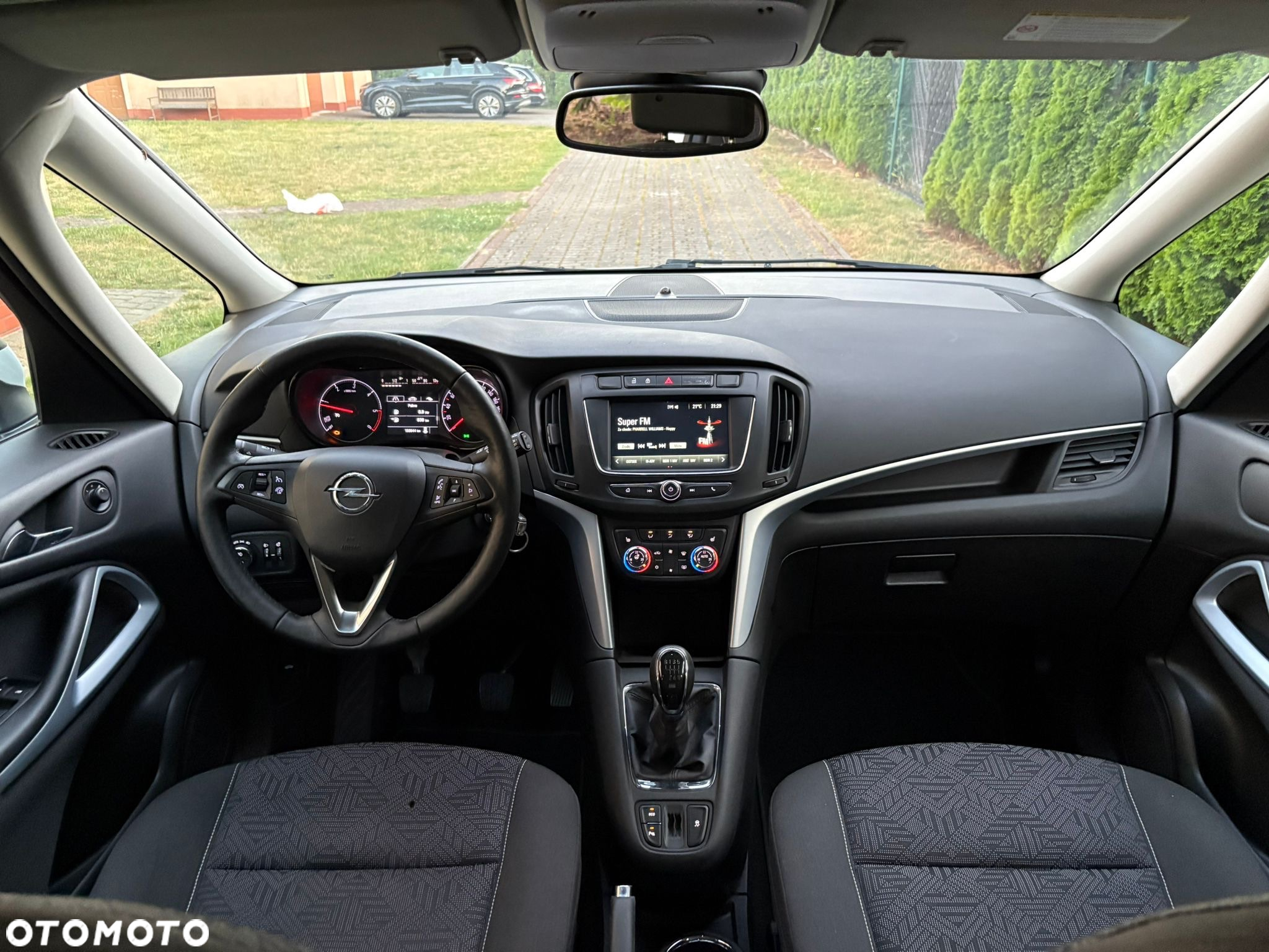 Opel Zafira - 11