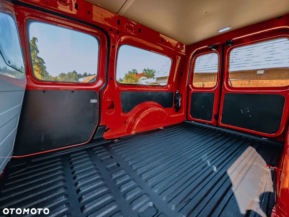 Volkswagen Caddy Maxi 2.0 TDI DSG - 31