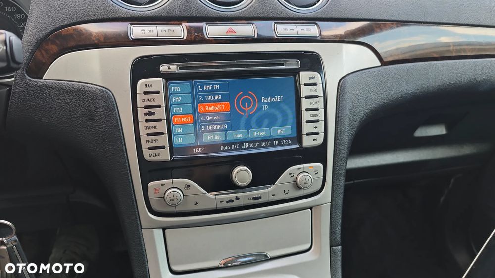 Ford Galaxy 2.0 Ghia - 10