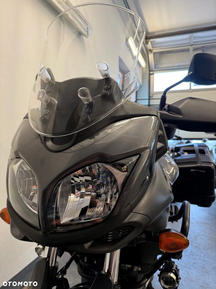 Suzuki V-STROM - 27