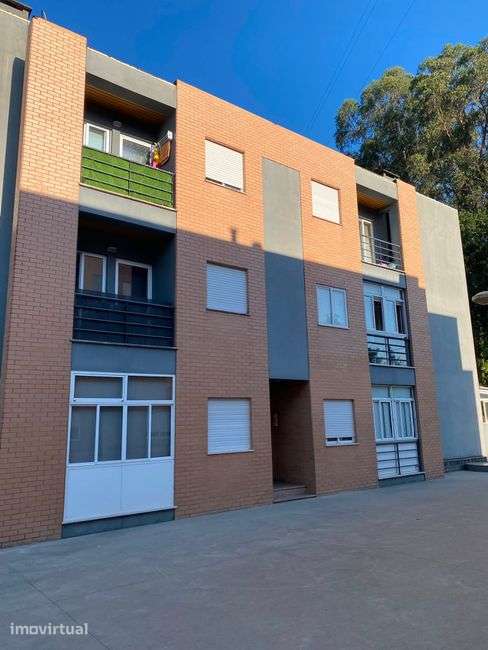 Apartamento T2 para Venda em Arnoso – Vila Nova de Famalicão - Grande imagem: 2/3