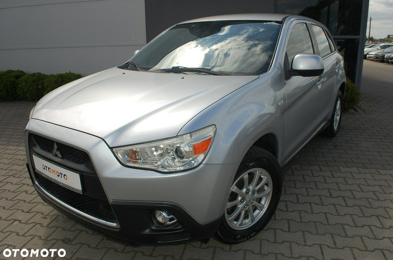 Mitsubishi ASX - 16