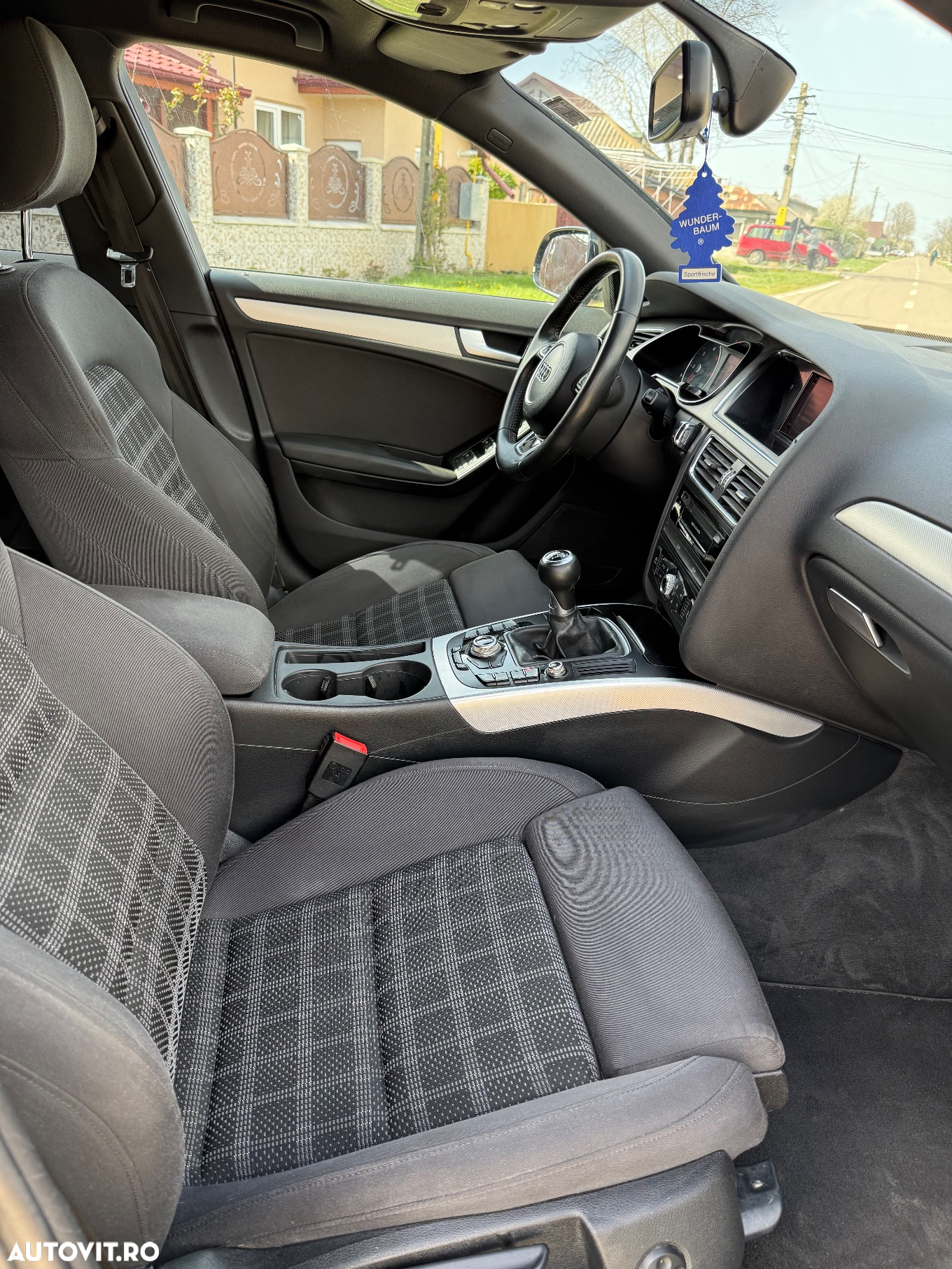 Audi A4 Avant 2.0 TDI quattro - 7