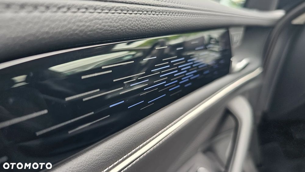 Volkswagen Passat - 36