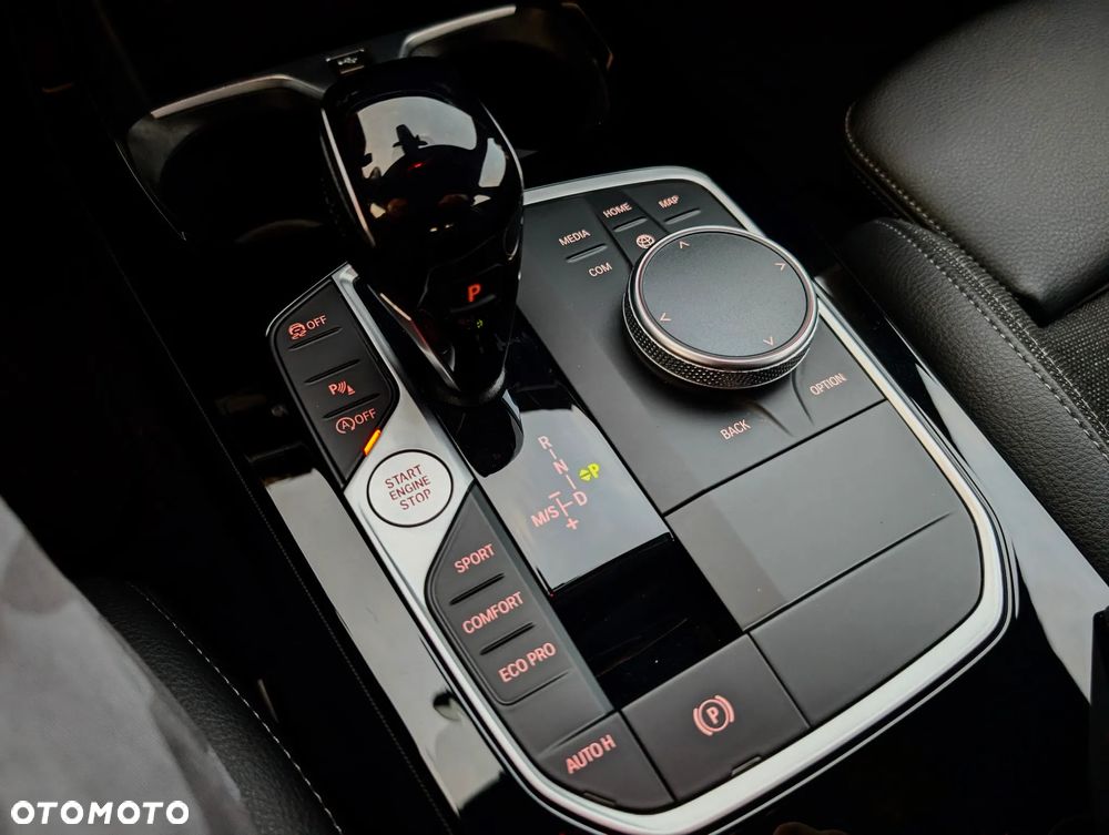 BMW Seria 1 118i Sport Line - 20