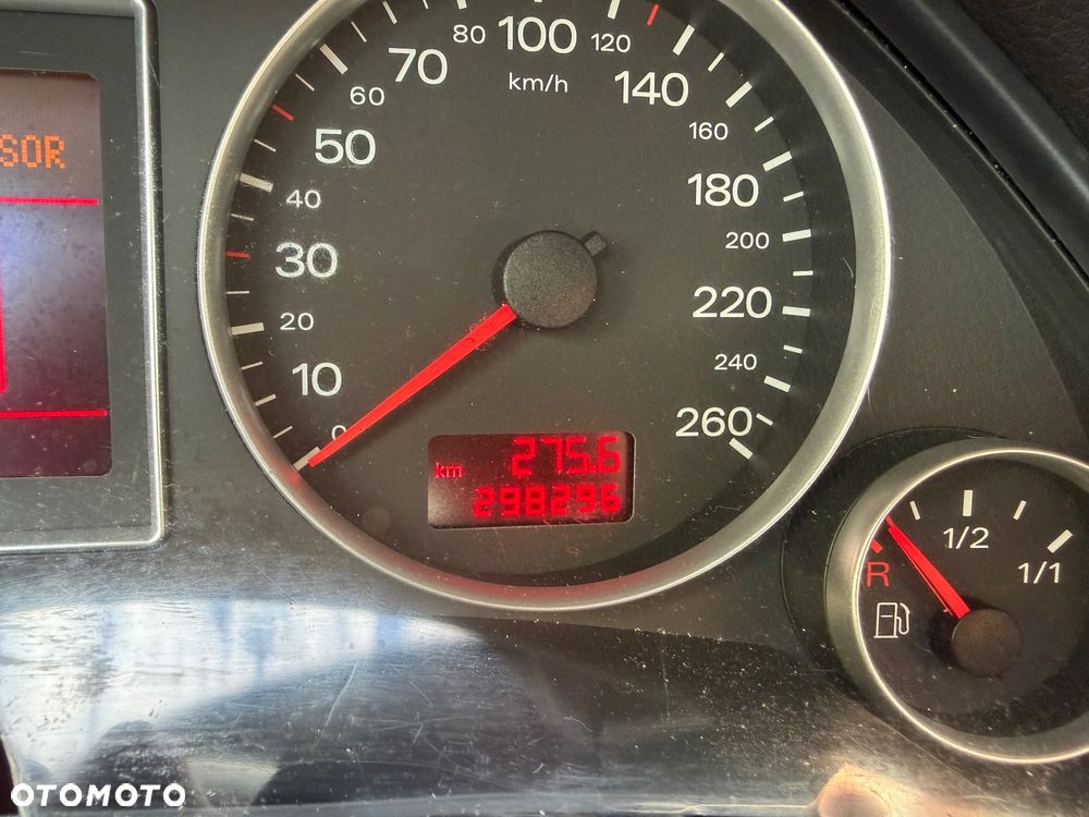 Audi A4 Avant 3.0 TDI Quattro - 9