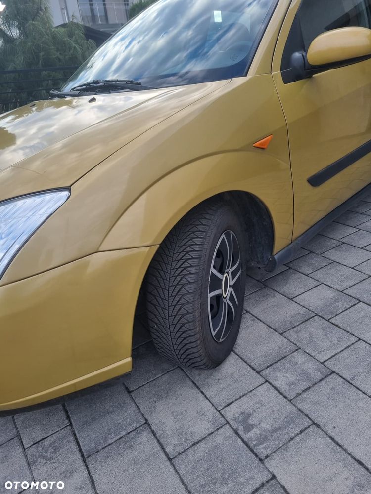 Ford Focus - 8