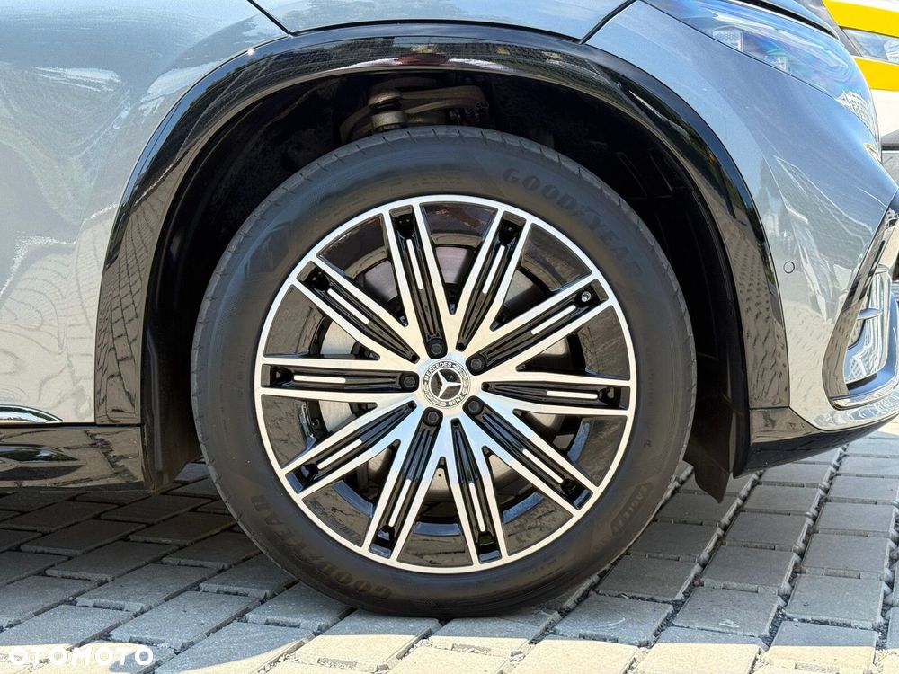 Mercedes-Benz EQS - 36