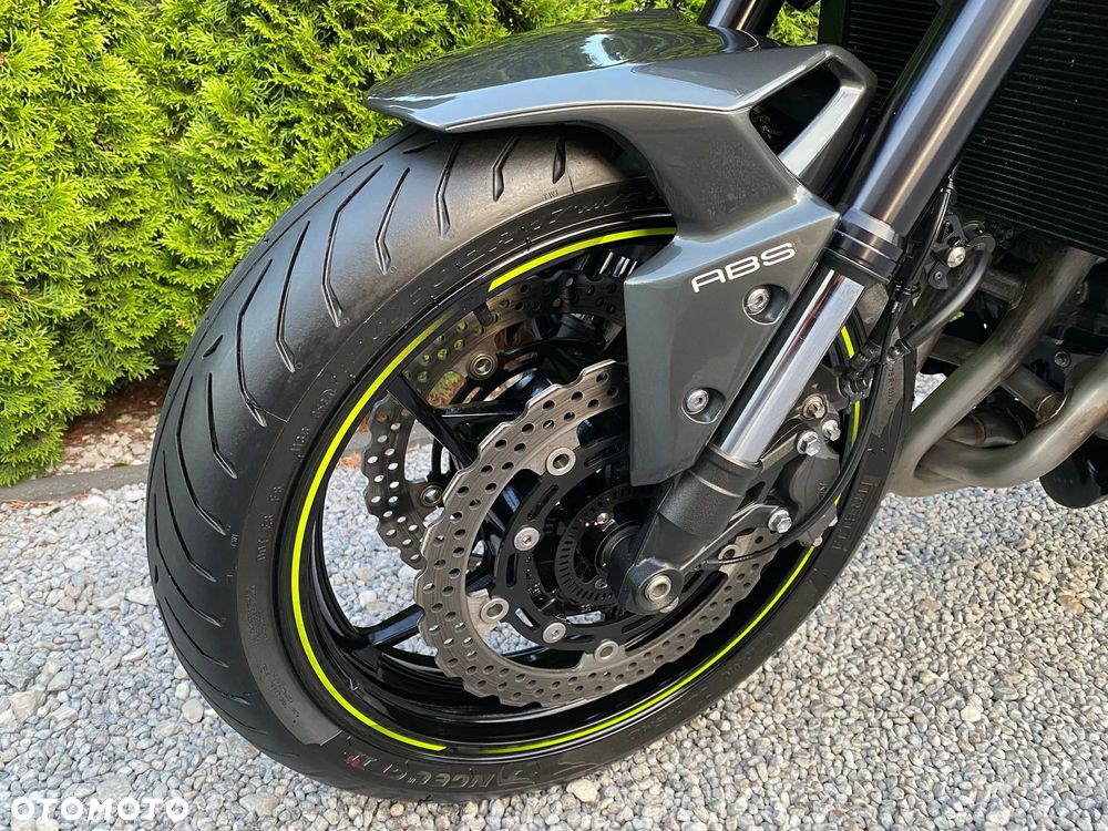 Kawasaki Z 900 - 11
