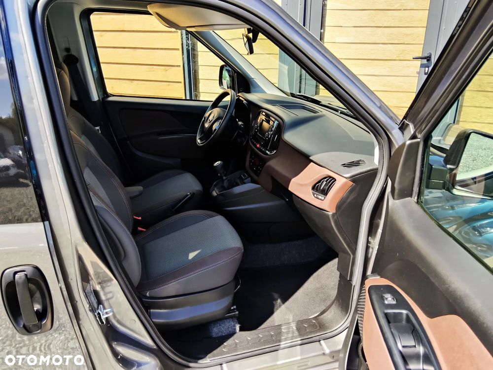 Fiat Doblo - 23