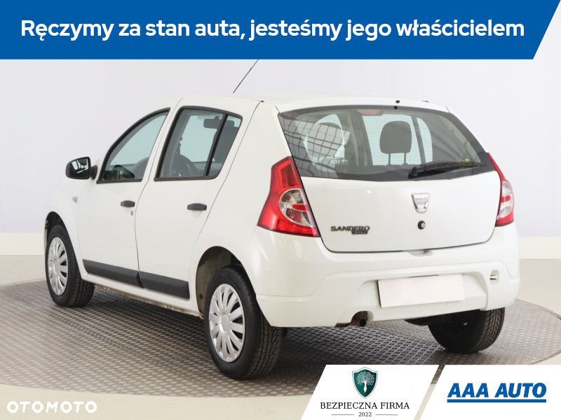 Dacia Sandero - 6
