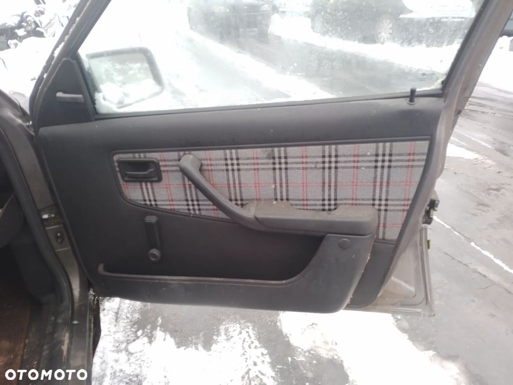 OPEL KADETT E LIFT 89-91    OSŁONA PRZECIWSŁONECZNA PRAWA LEWA - 24