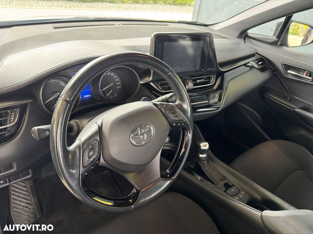 Toyota C-HR - 12