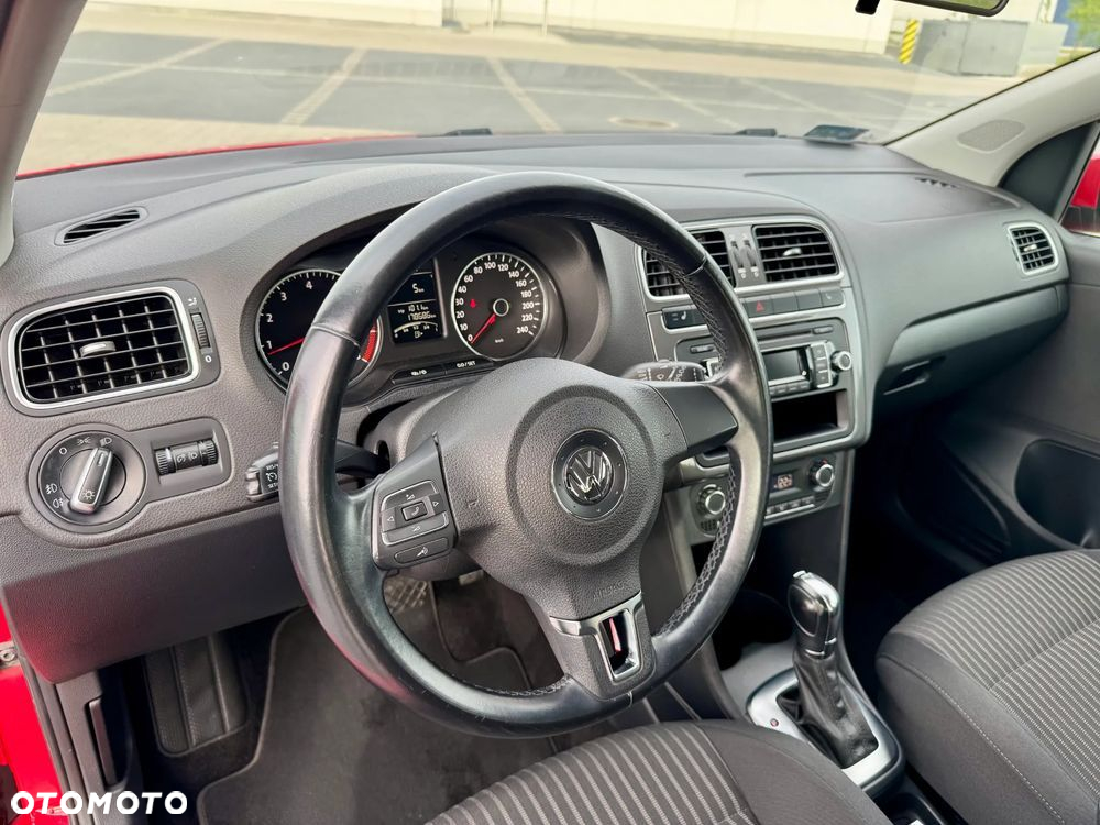 Volkswagen Polo 1.2 TSI Highline DSG - 10