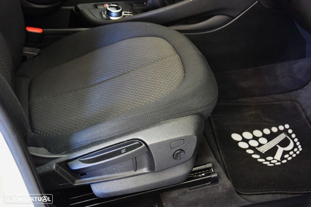 BMW X1 16 d sDrive Advantage - 26