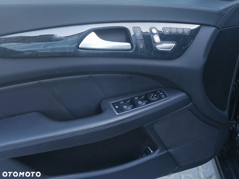 Mercedes-Benz CLS 350 d 4Matic 9G-TRONIC - 10