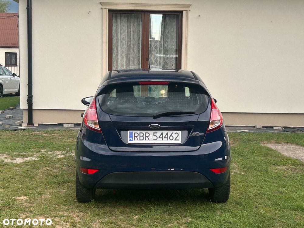 Ford Fiesta - 10