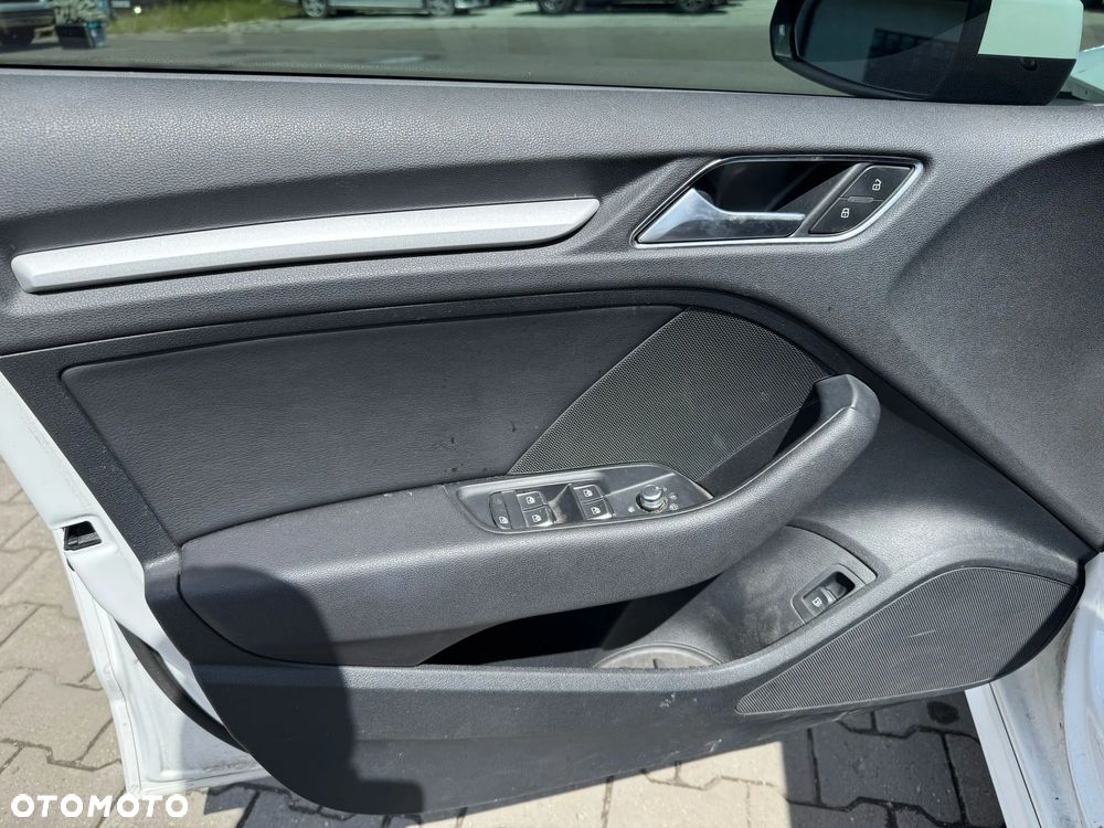Audi A3 Sportback - 11