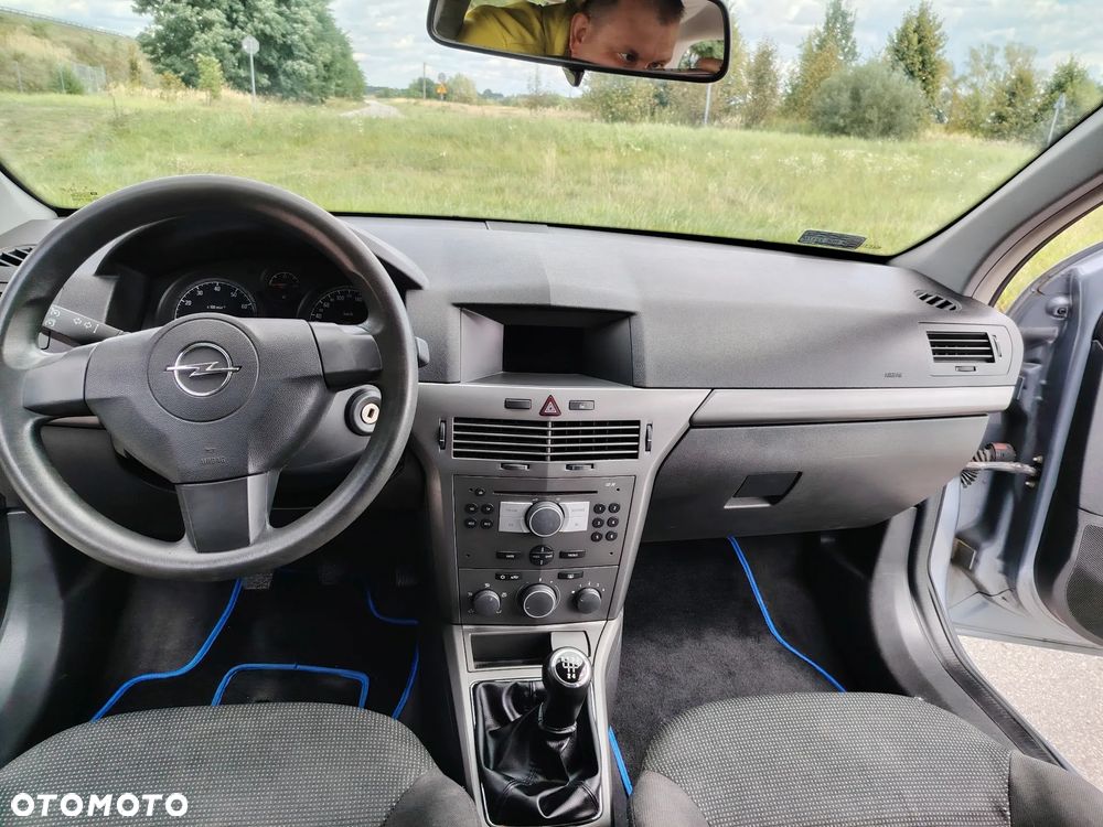 Opel Astra - 18