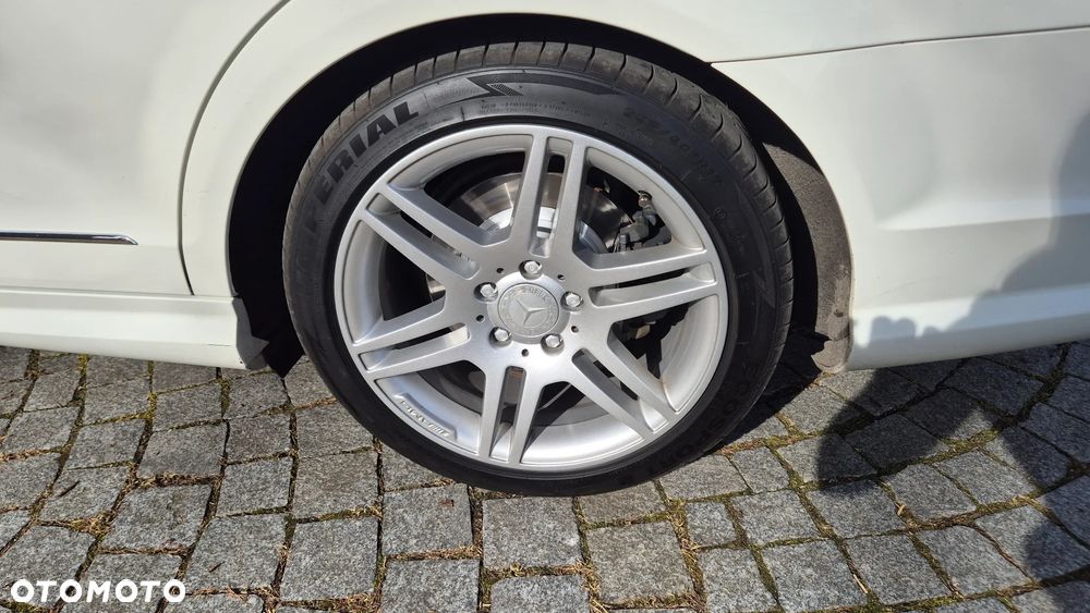 Mercedes-Benz Klasa C 220 CDI DPF Automatik BlueEFFICIENCY Avantgarde - 9