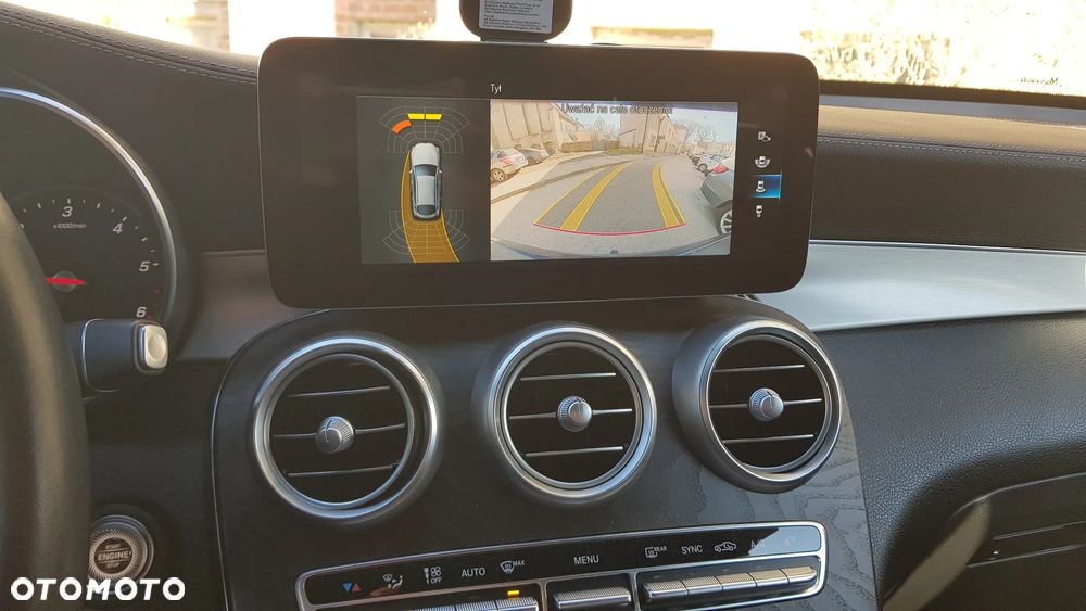 Mercedes-Benz GLC 200 d 4Matic 9G-TRONIC - 31
