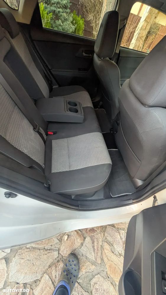 Toyota Auris 1.8 L VVT-i HSD MY17 - 8