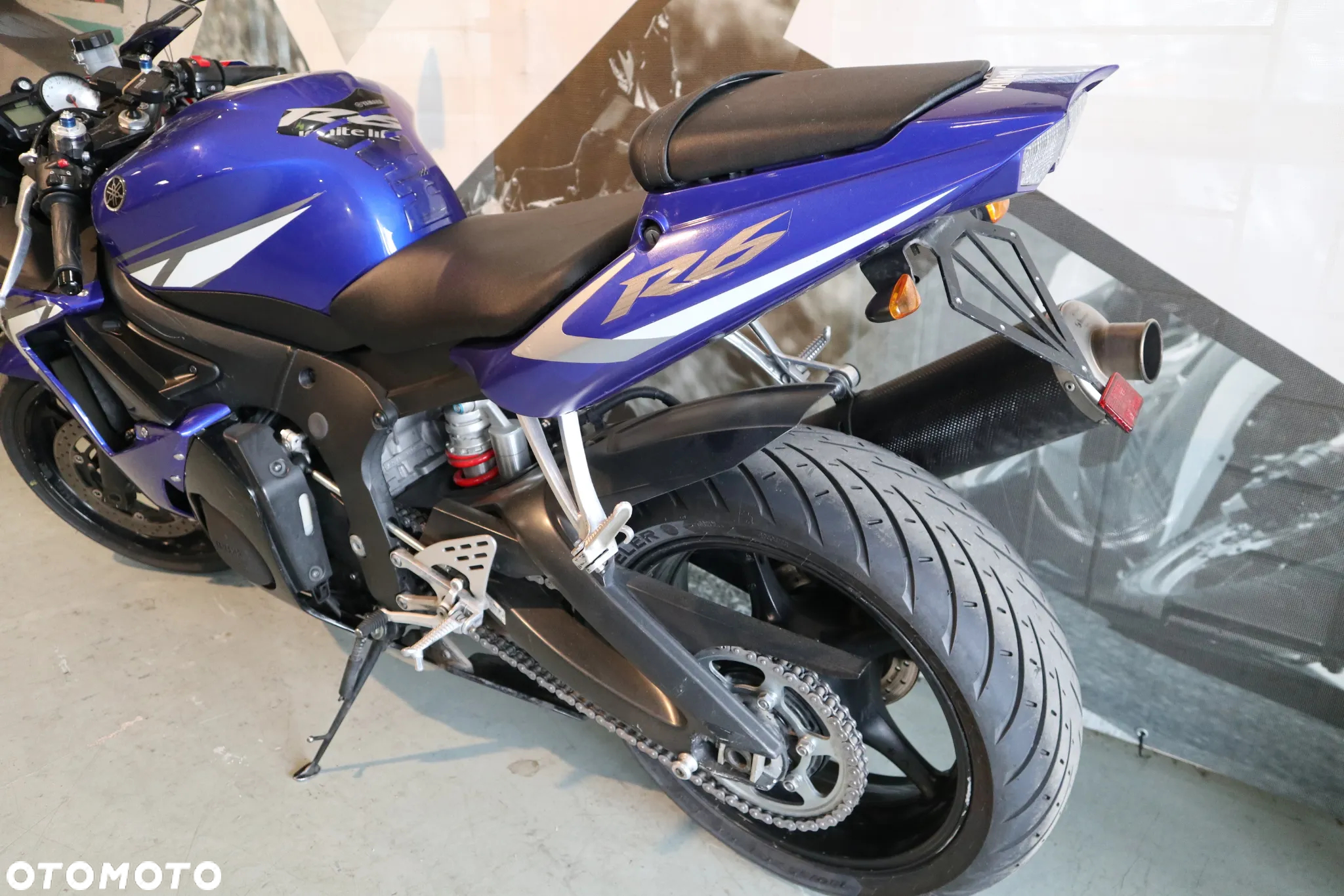 Yamaha R6 - 4