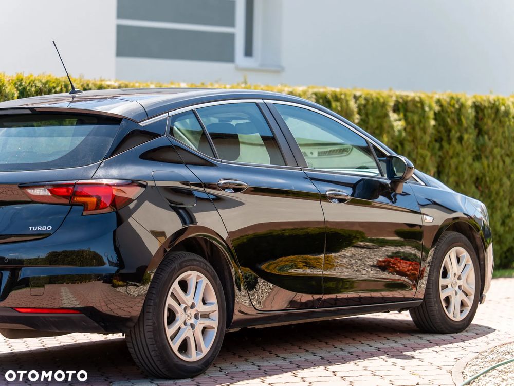 Opel Astra - 2