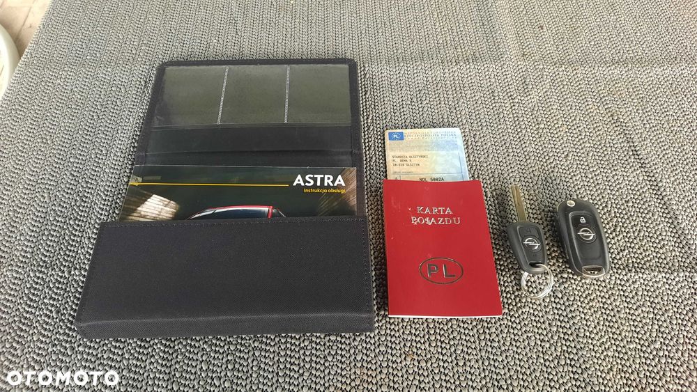 Opel Astra - 8