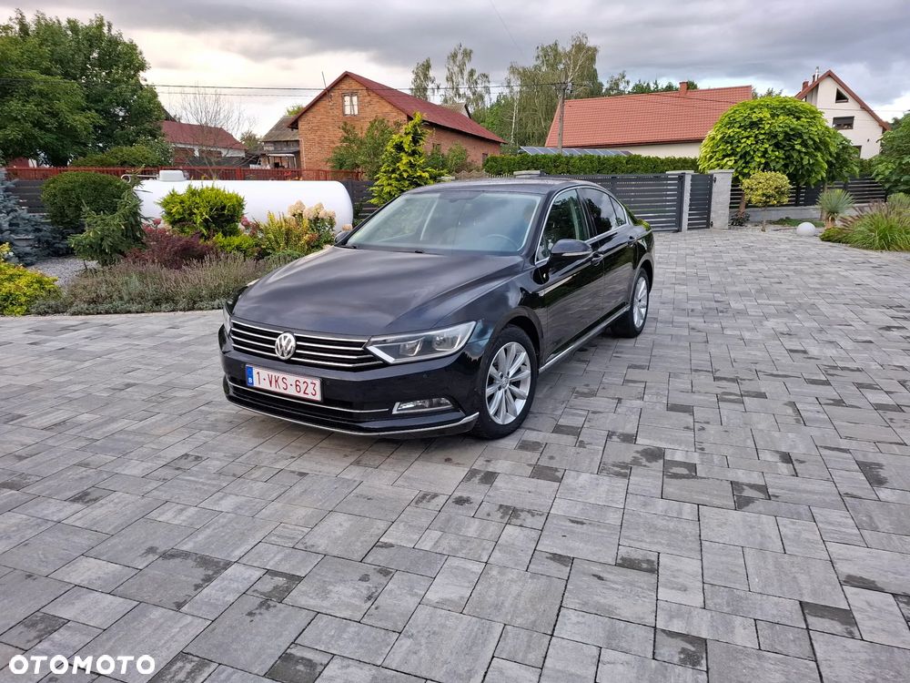 Volkswagen Passat 2.0 TDI (BlueMotion Technology) Highline - 1