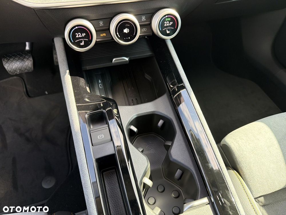 Skoda Superb 2.0 TDI SCR 4x4 Drive DSG - 15