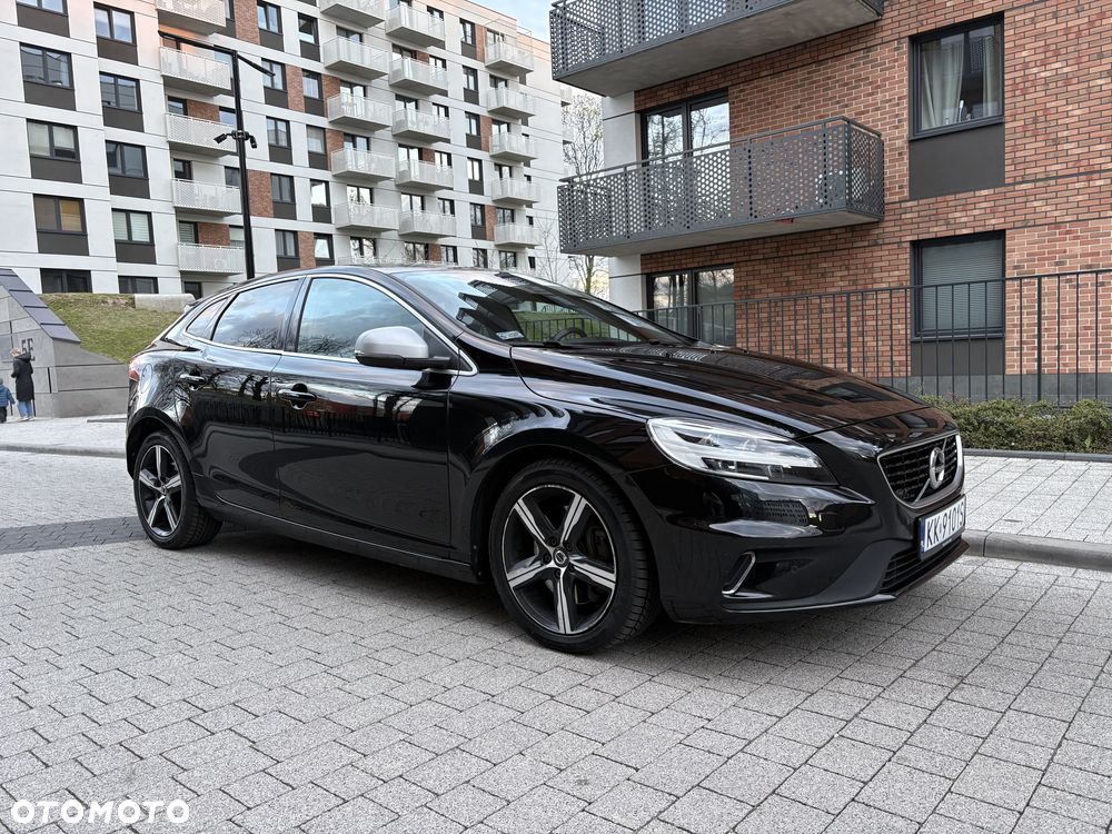 Volvo V40 D3 Drive-E R-Design Kinetic - 2