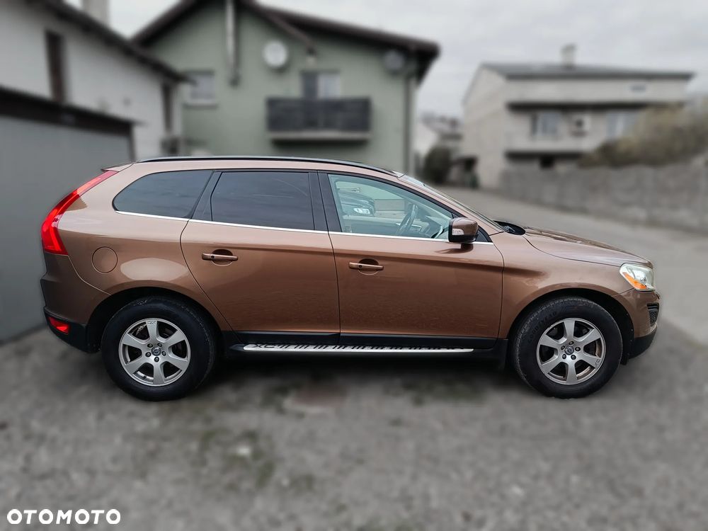 Volvo XC 60 DRIVe R Design - 6