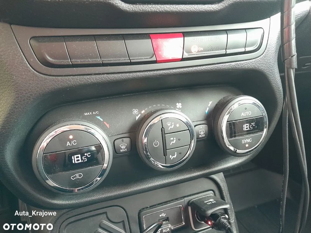 Jeep Renegade 1.4 MultiAir Longitude FWD S&S - 19