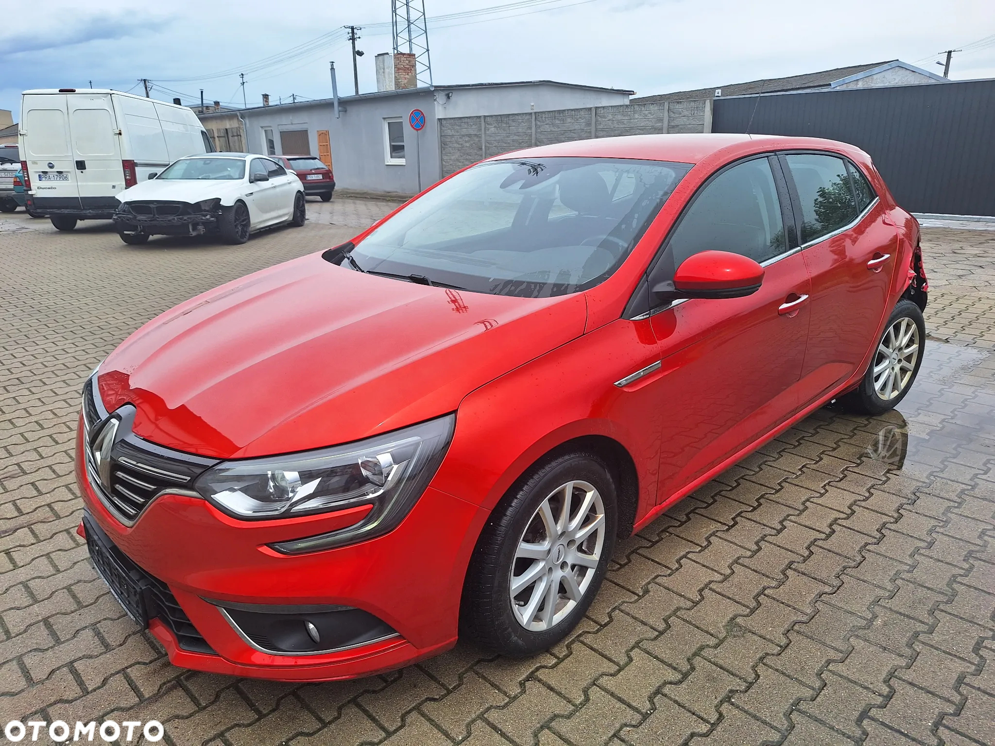 Renault Megane ENERGY TCe 100 INTENS - 9