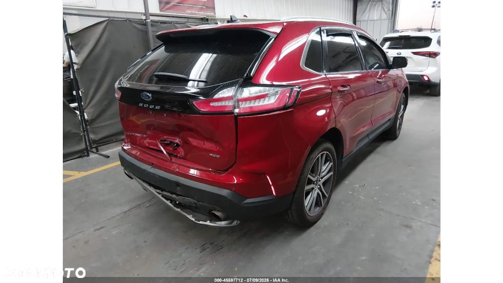 Ford Edge - 4