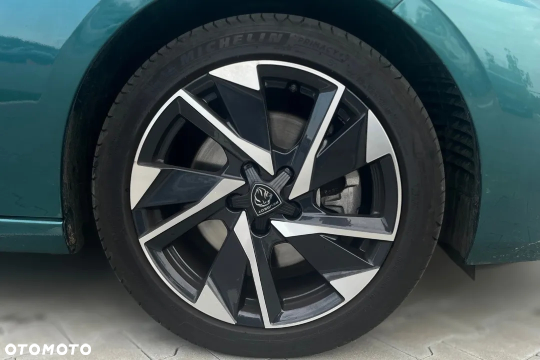 Peugeot 308 1.5 BlueHDi Allure S&S EAT8 - 16