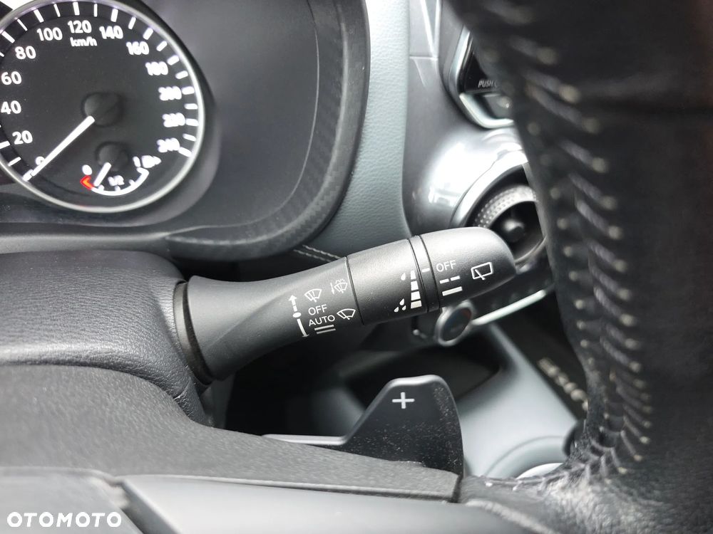 Nissan Juke 1.0 DIG-T N-Connecta DCT - 19